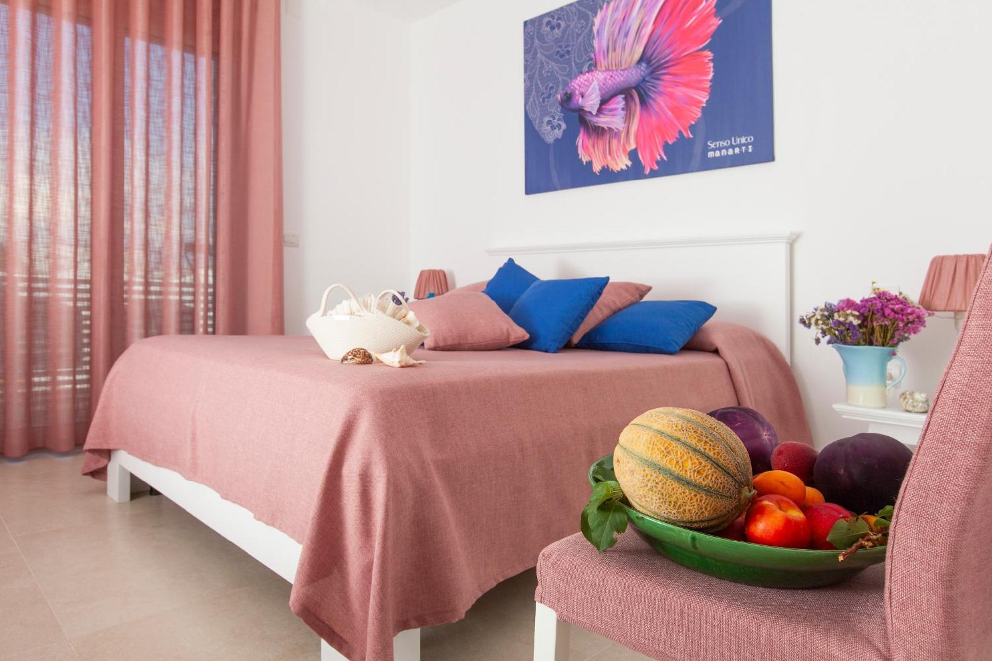 Dimora Nesea Bed and Breakfast Cozze Exteriör bild